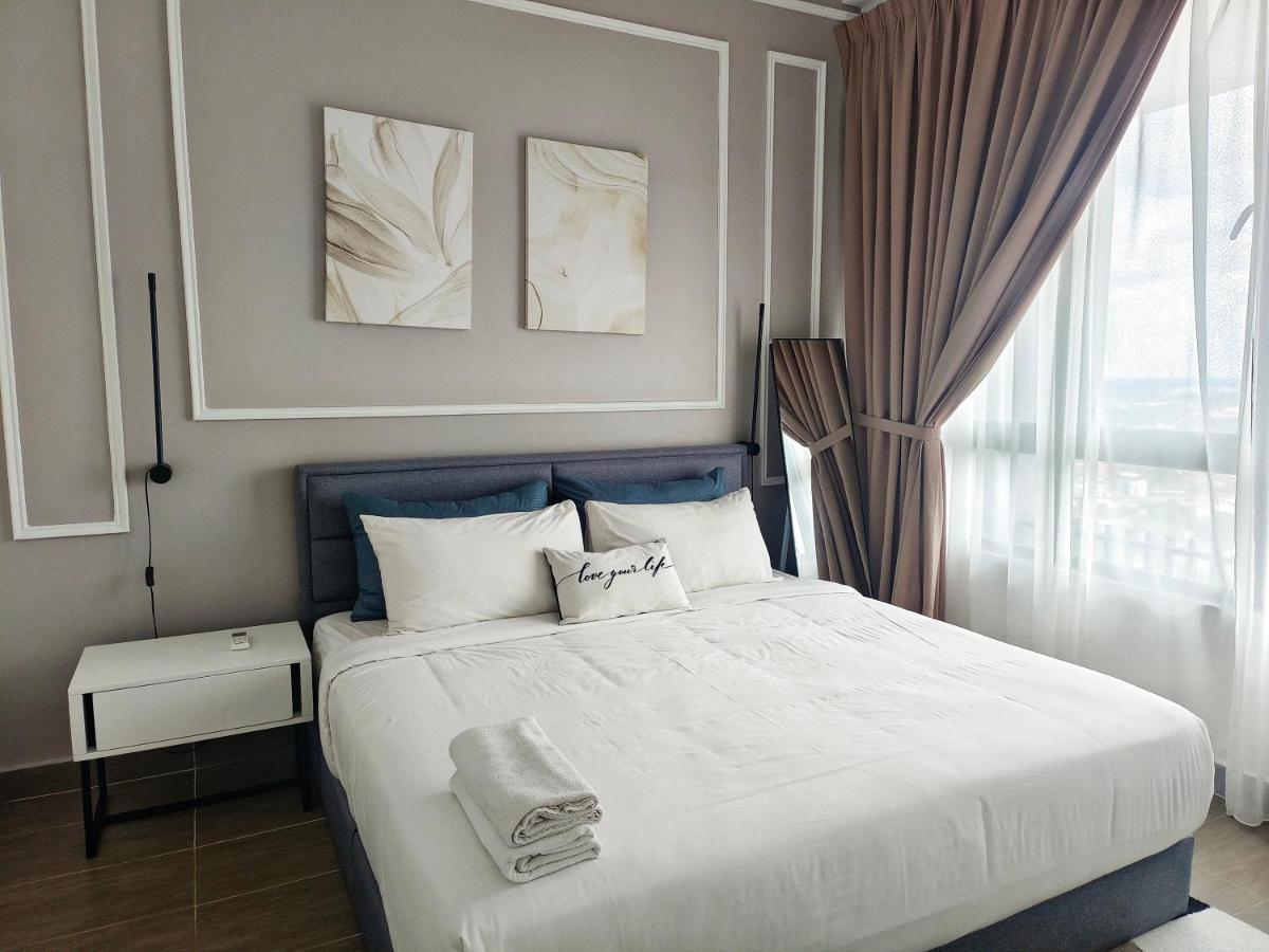 One Bedroom Troika Kota Bharu By Aghome, Modern Design Exterior foto